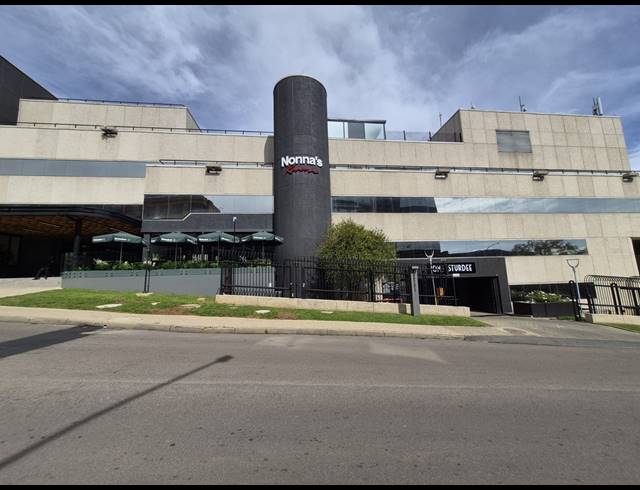 30M² OFFICE TO LET IN ROSEBANK